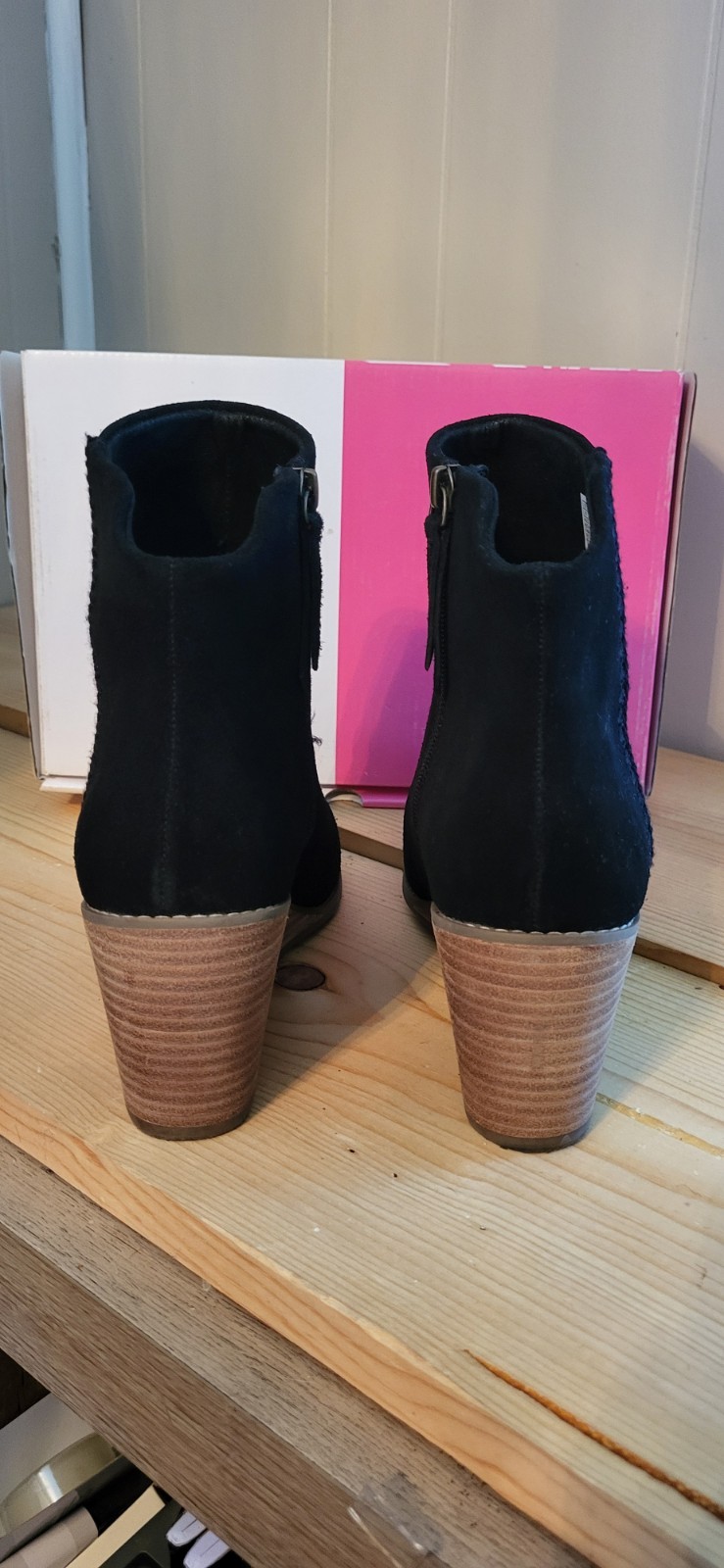 TOMS Sadie Wedge Booties Black Suede Ankle Boots Size 10 W Side Zip