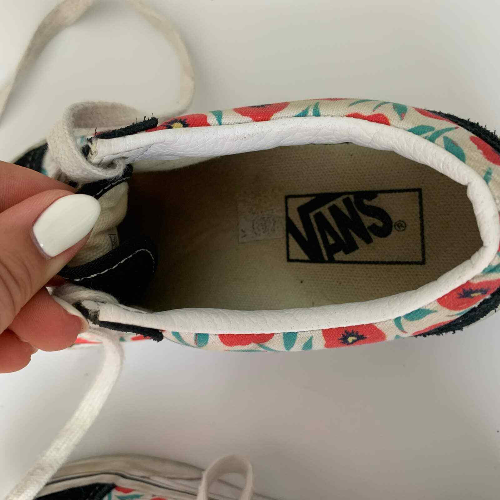 Vans Womens Sneakers Size 6 Lace-up Tulip Print Casual Closed-toe