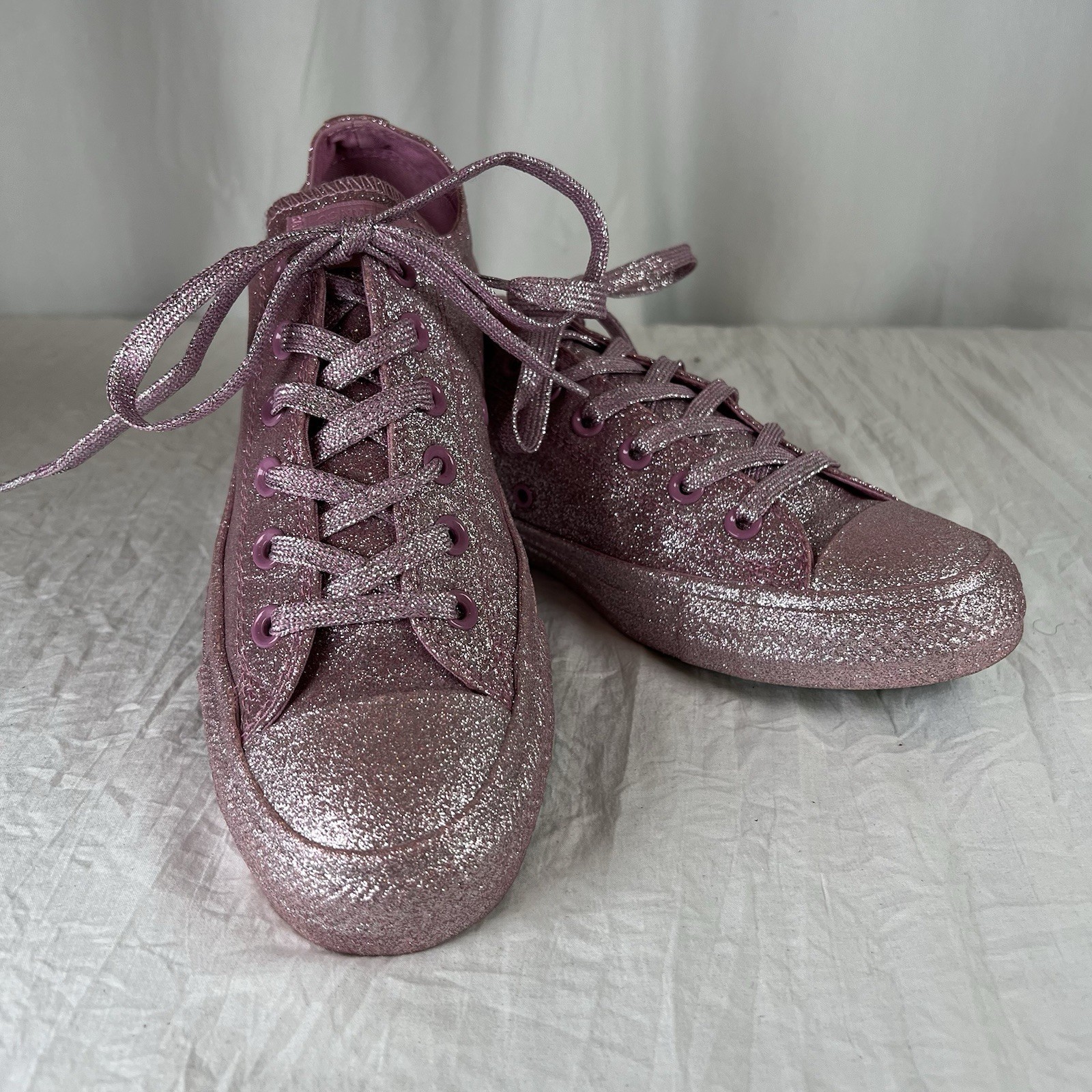 Converse Chuck Taylor Women’s Sz9 Low Top Baby Pink Glitter Sparkle Sneaker NEW