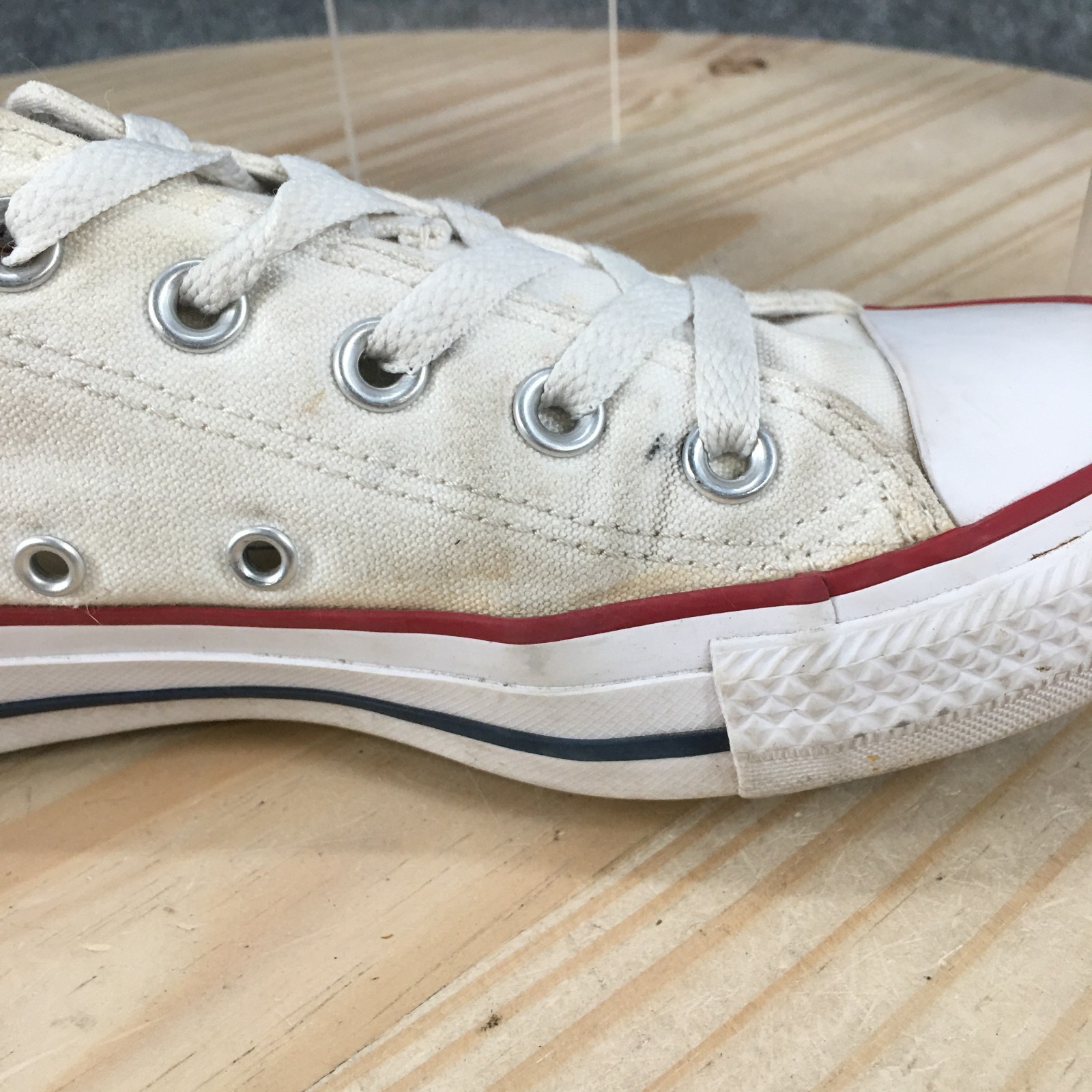 Converse Chuck Taylor All Star Shoes Mens 4 Womens 6 Lace Up Sneakers Canvas Whi