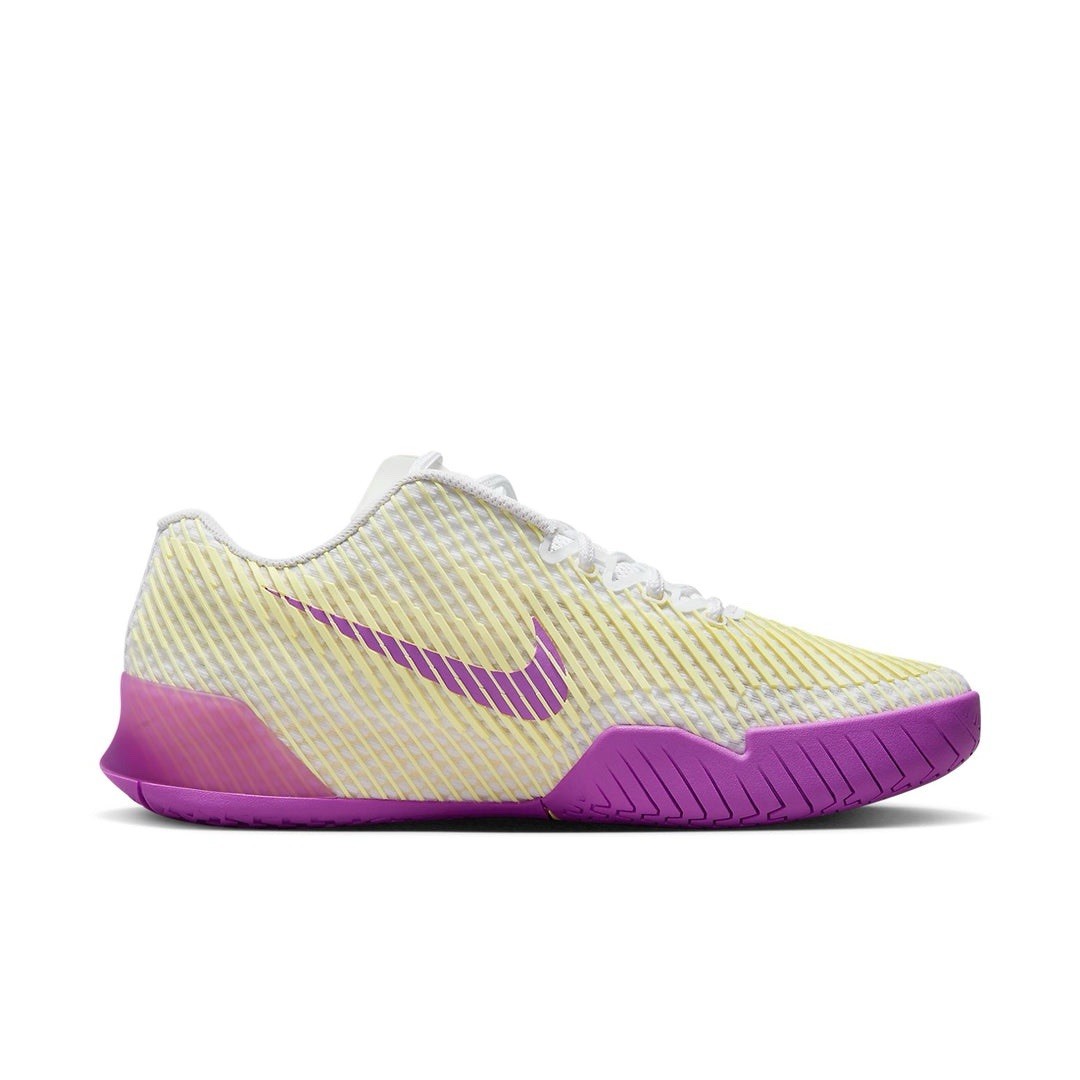 WMNS NIKECOURT AIR ZOOM VAPOR 11 HC WHITE FUCHSIA DREAM