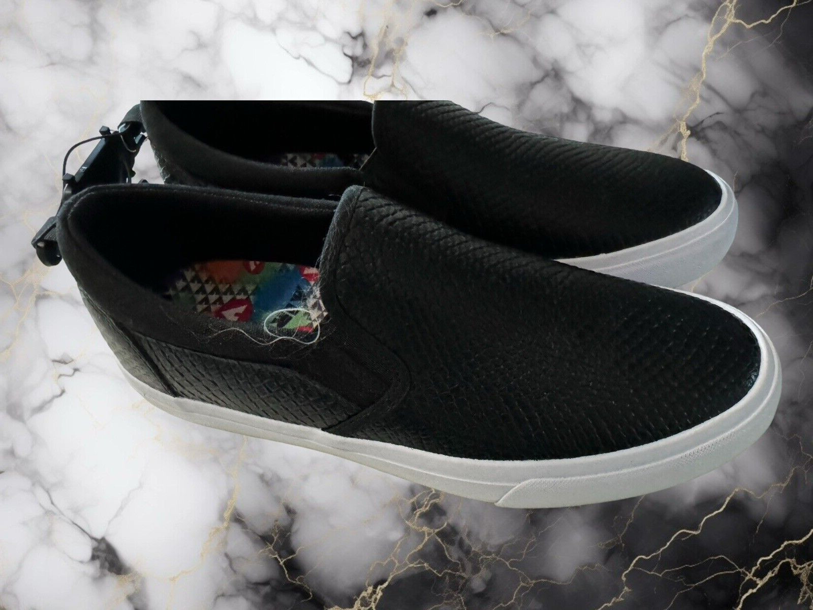 Airwalk- Landing Bolts Black/White Sole Size 10 Women’s Shoe.NWT Slip on