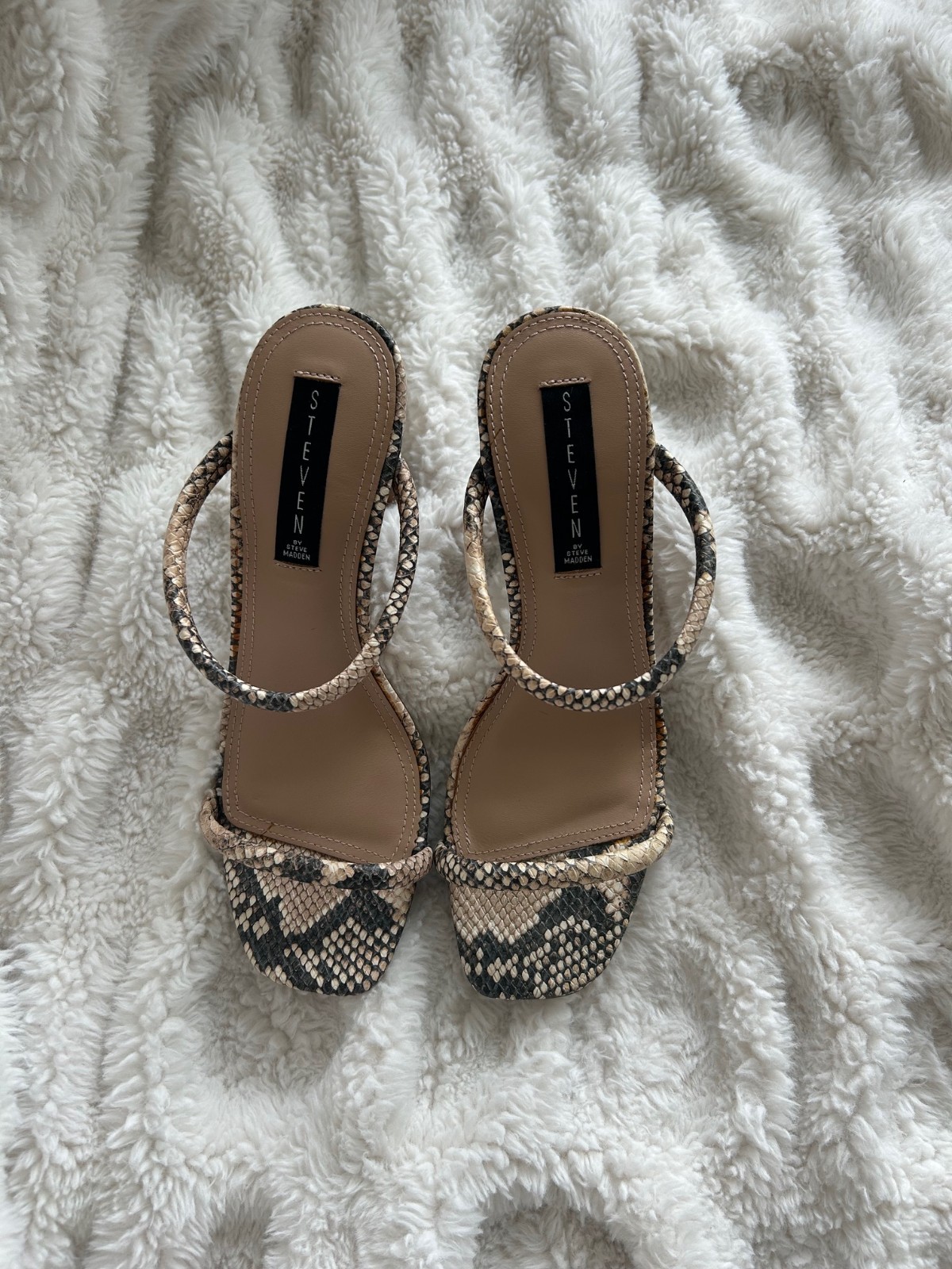 *PERFECT* STEVEN by Steve Madden Snakeskin Heel Sandals Size 9. 3.25in heel.