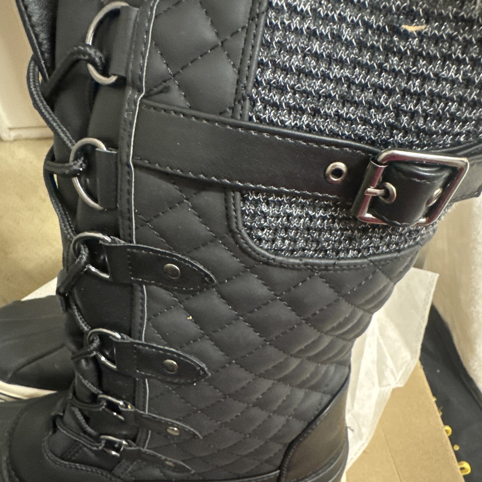 VEPOSE Lace Up Women’s Boots Sz 11 Waterproof Snow Fur Style-CJY975 15”