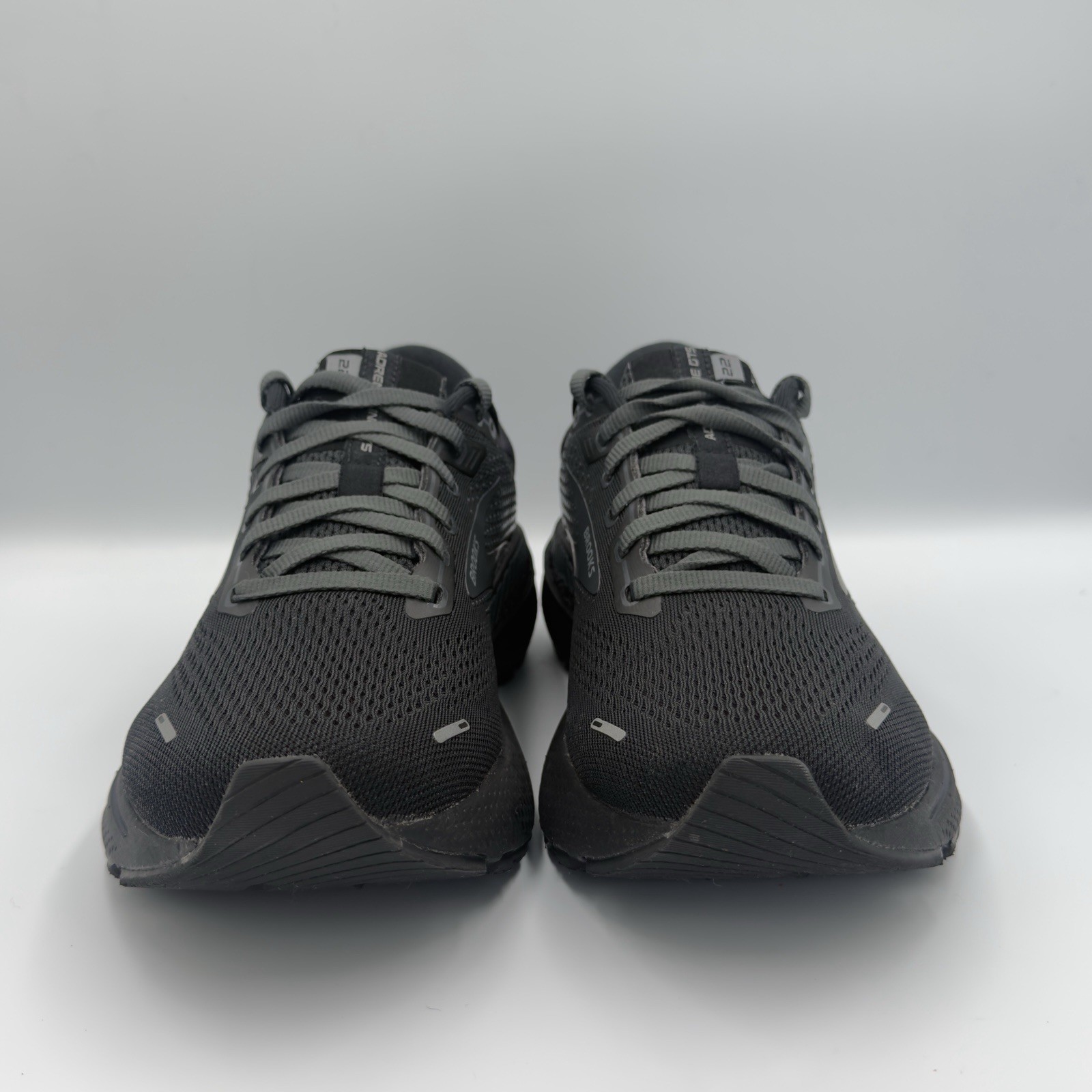 Brooks Adrenaline GTS 22 Women’s Size 10 Black Running Shoes 1203531B020