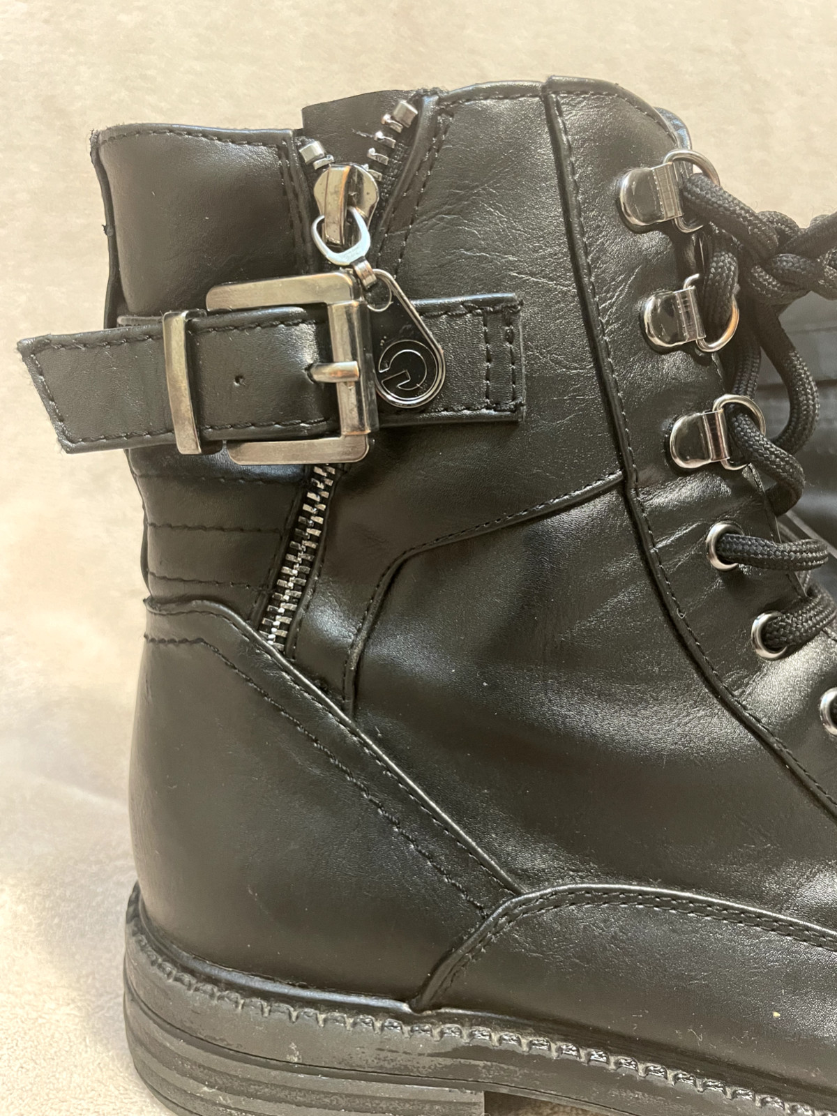 GBG Los Angeles Combat-Style Ankle Black Boots Size 7.5 M Zipper Buckle Lace-Up