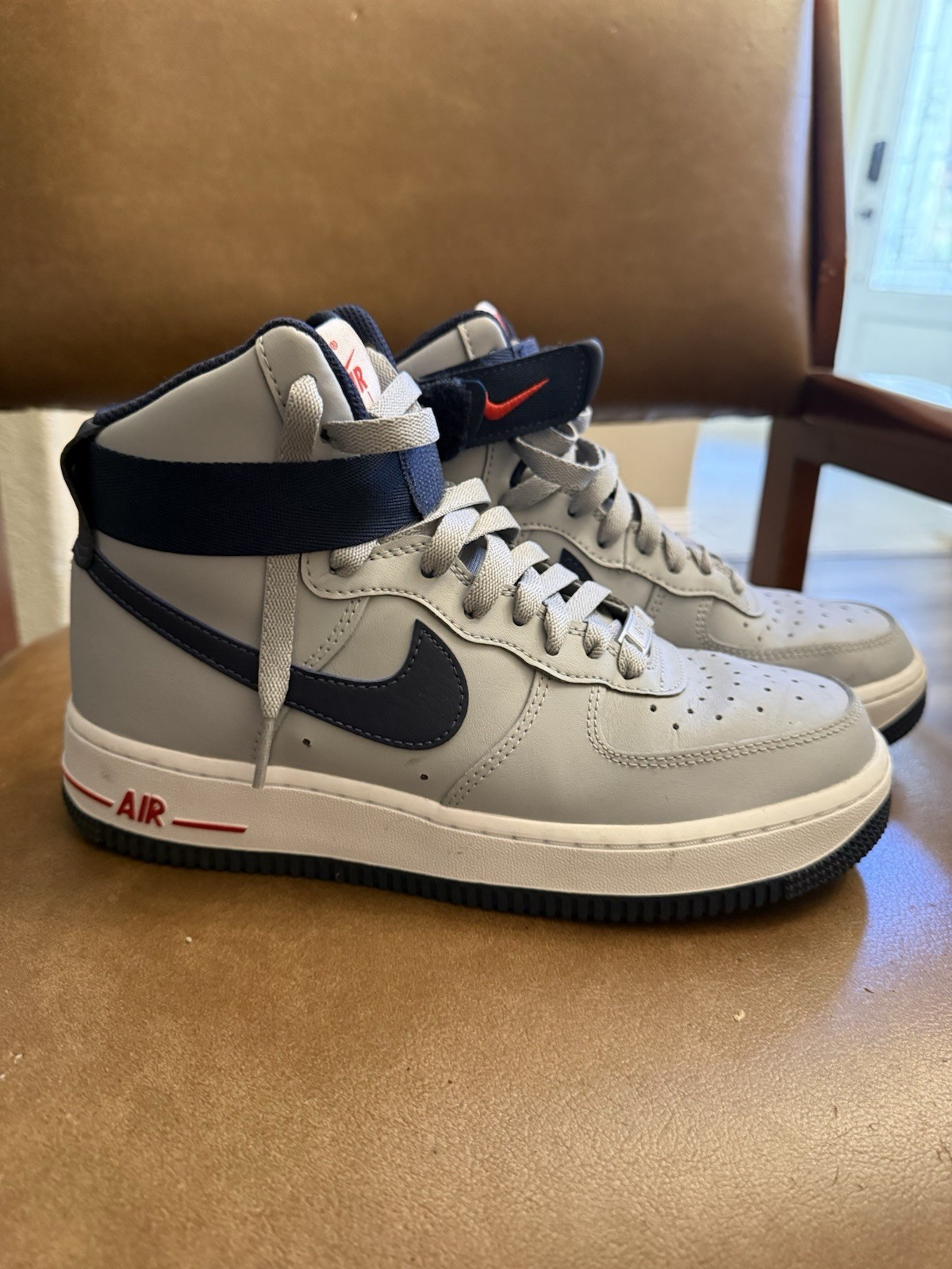 Nike Air Force 1 High Women’s Size 7.5