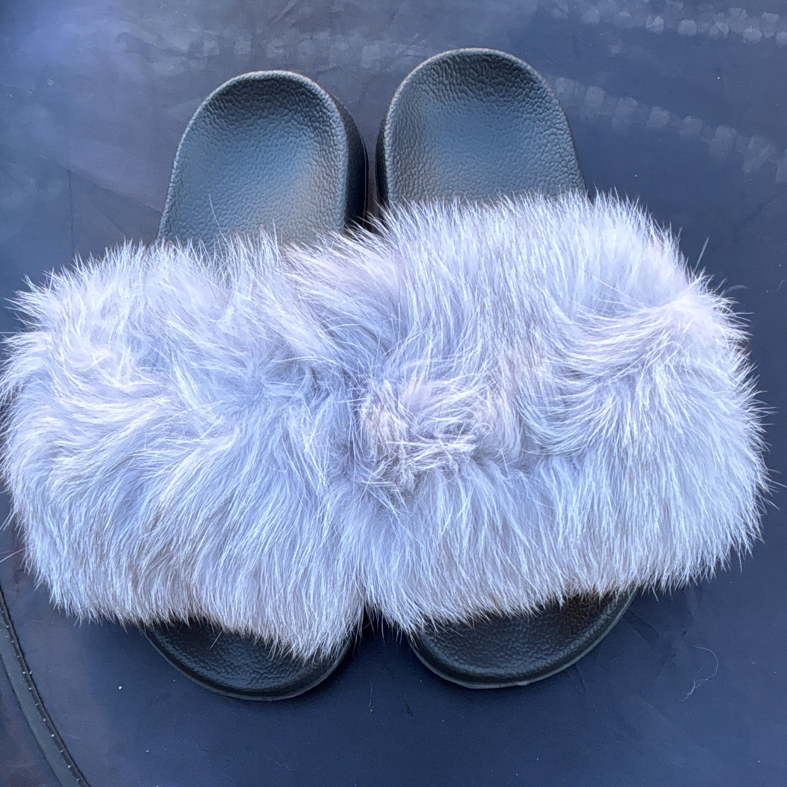 Women’s Size 6.5 Black/Gray Slip-On Slide Sandals Faux Fur Solid Rubber