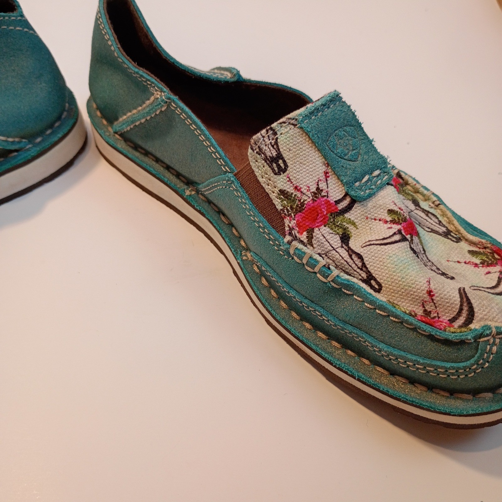 Ariat Cruiser Turquoise Teal Suede Longhorn Floral Slip On Shoes Womens Loafers