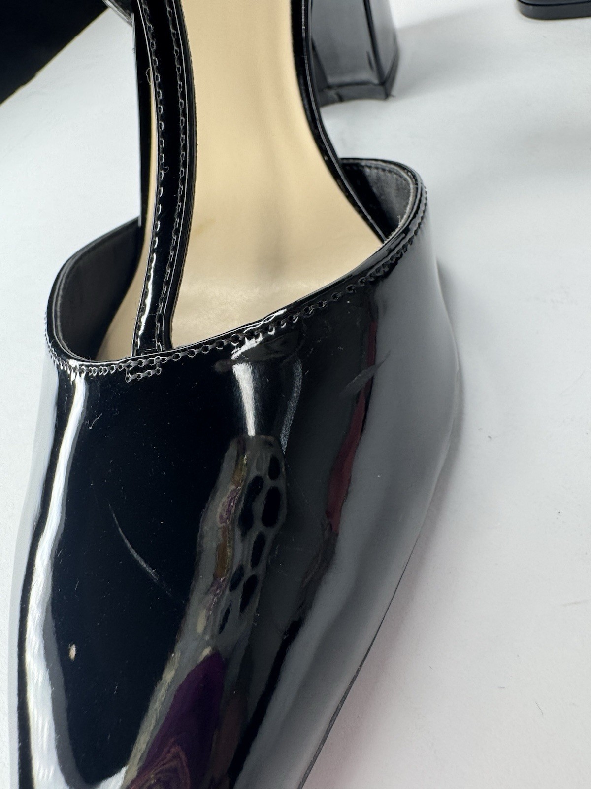 Nine West Black Patent Leather Slingback Pointed Toe T-Strap Block Heel8.5-AS-IS