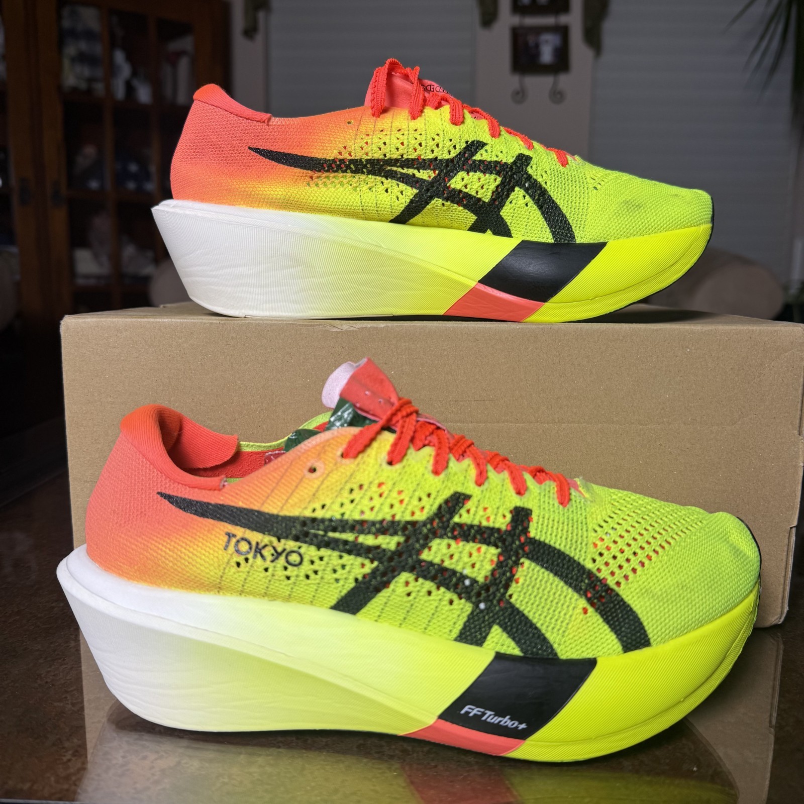 ASICS Metaspeed Edge Tokyo Women’s 8 Neon Carbon Plated Running Marathon Shoes