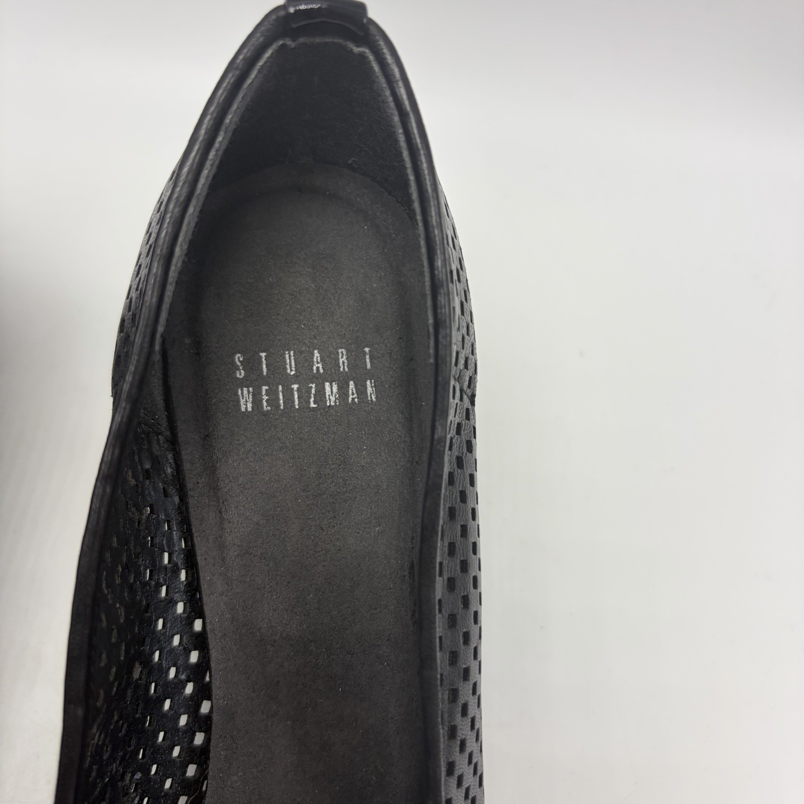 Stuart Weitzman Heels Womens Perforated Black Leather Heels Shoes Read