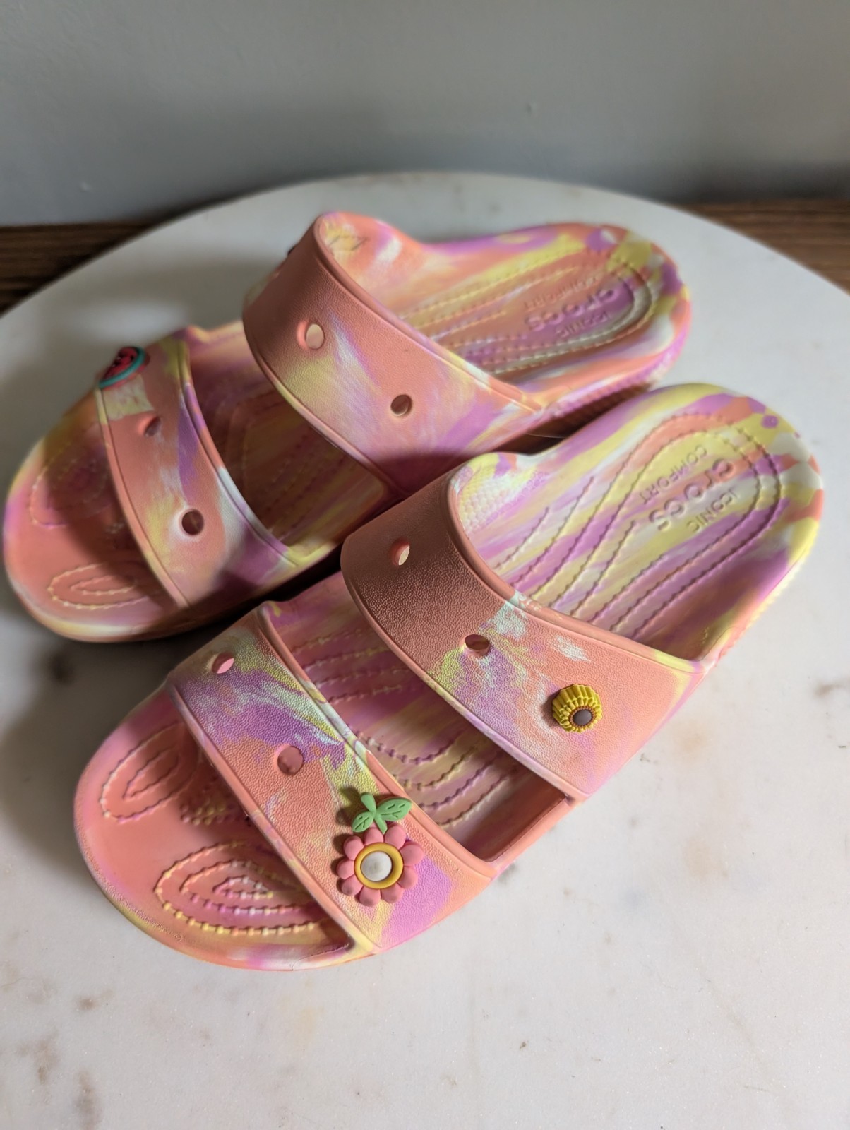 Crocs Iconic Comfort Women’s Slide Sandals Pink Yellow Marble Jibbitz Size W7
