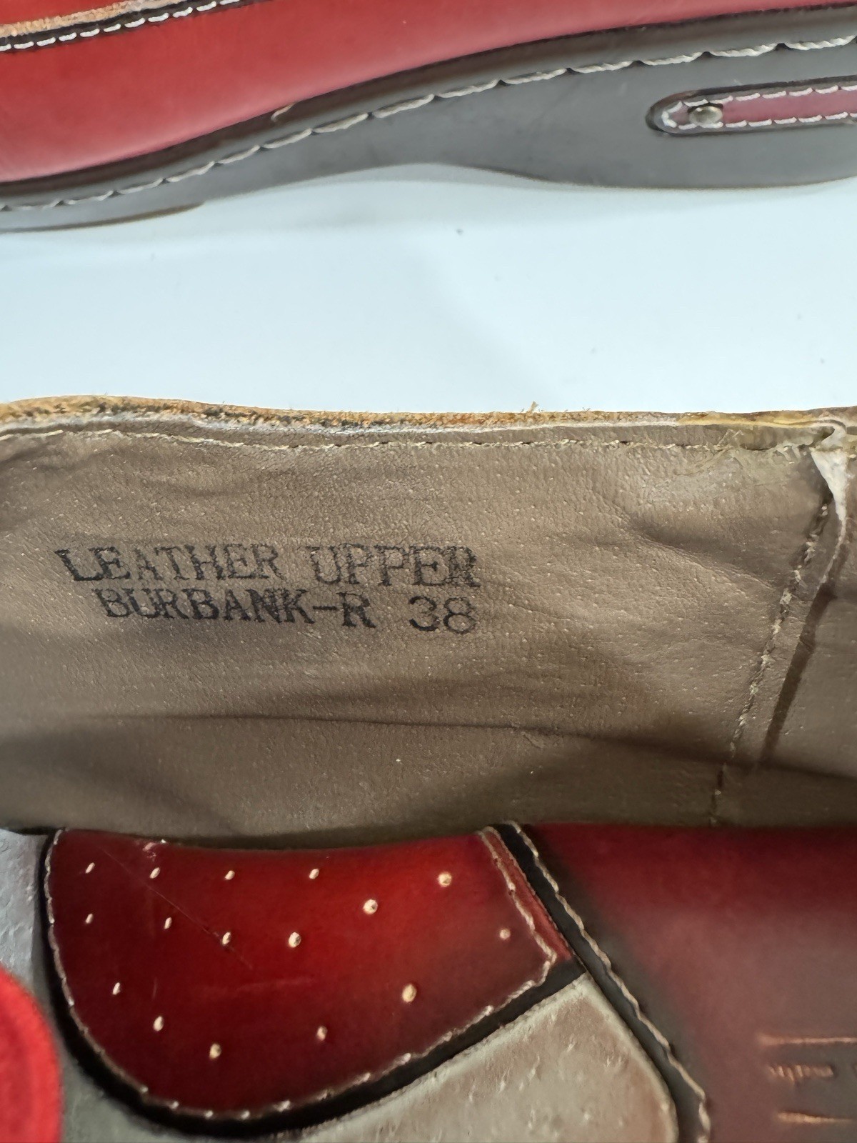 Spring Step L’Artiste Burbank Clogs Red Embossed Leather Women’s Sz 38