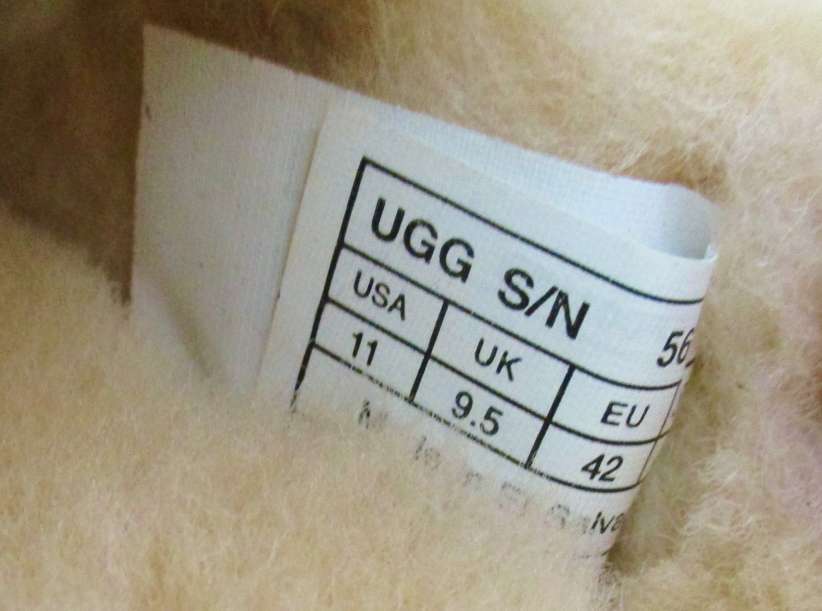 UGG Australia Women’s DAKOTA Slippers Shoes 11US CHESTNUT Suede NWB $100 MSRP