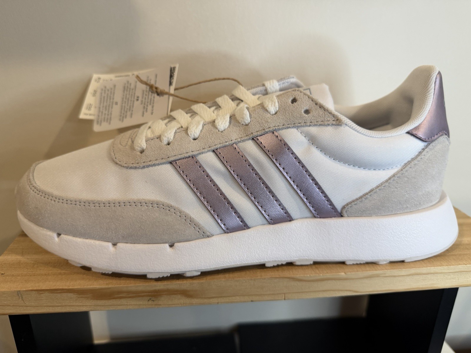 adidas Run 60s 2.0 Womens 8.5 Beige Silver White Sneakers Shoes GX1713 🔥 New!