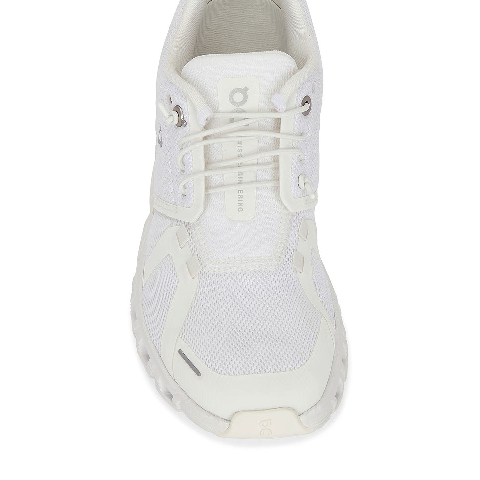 On Cloud 6 Sneakers White/White Women’s Running Shoes Size 6-9.5