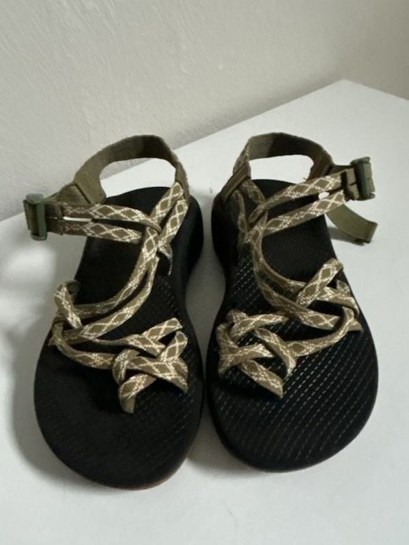 Chaco ZX/2 Classic Women’s Olive Green Patterned Toe-Loop Sport Sandals-w8