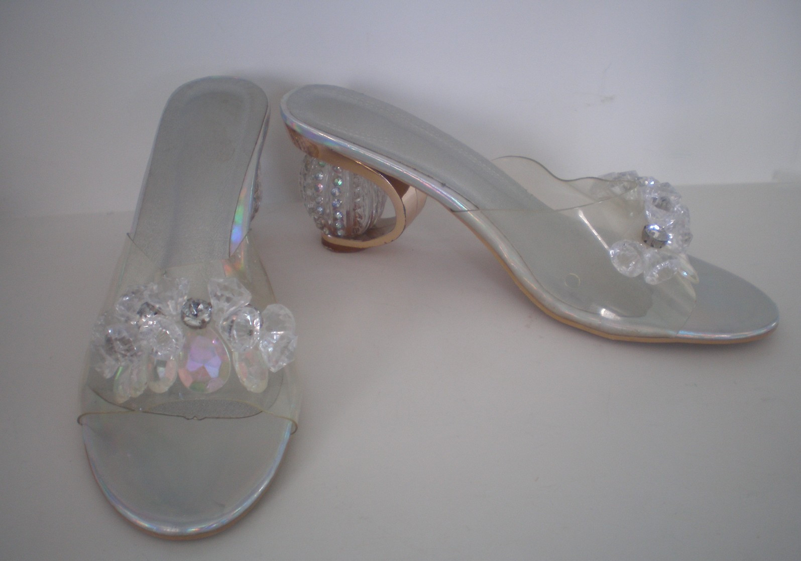 Silver & Translucent Iridescent SHOES w/Disco Ball HEELS Sz 8.5 Wedding ~ Party