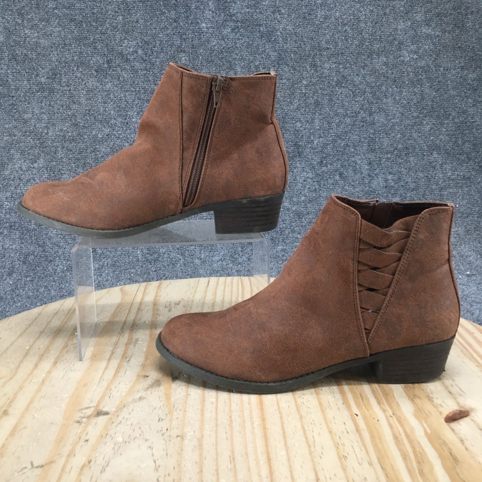 Carlos By Carlos Santana Boots Womens 9 M Bert Side Zip Ankle Bootie Brown