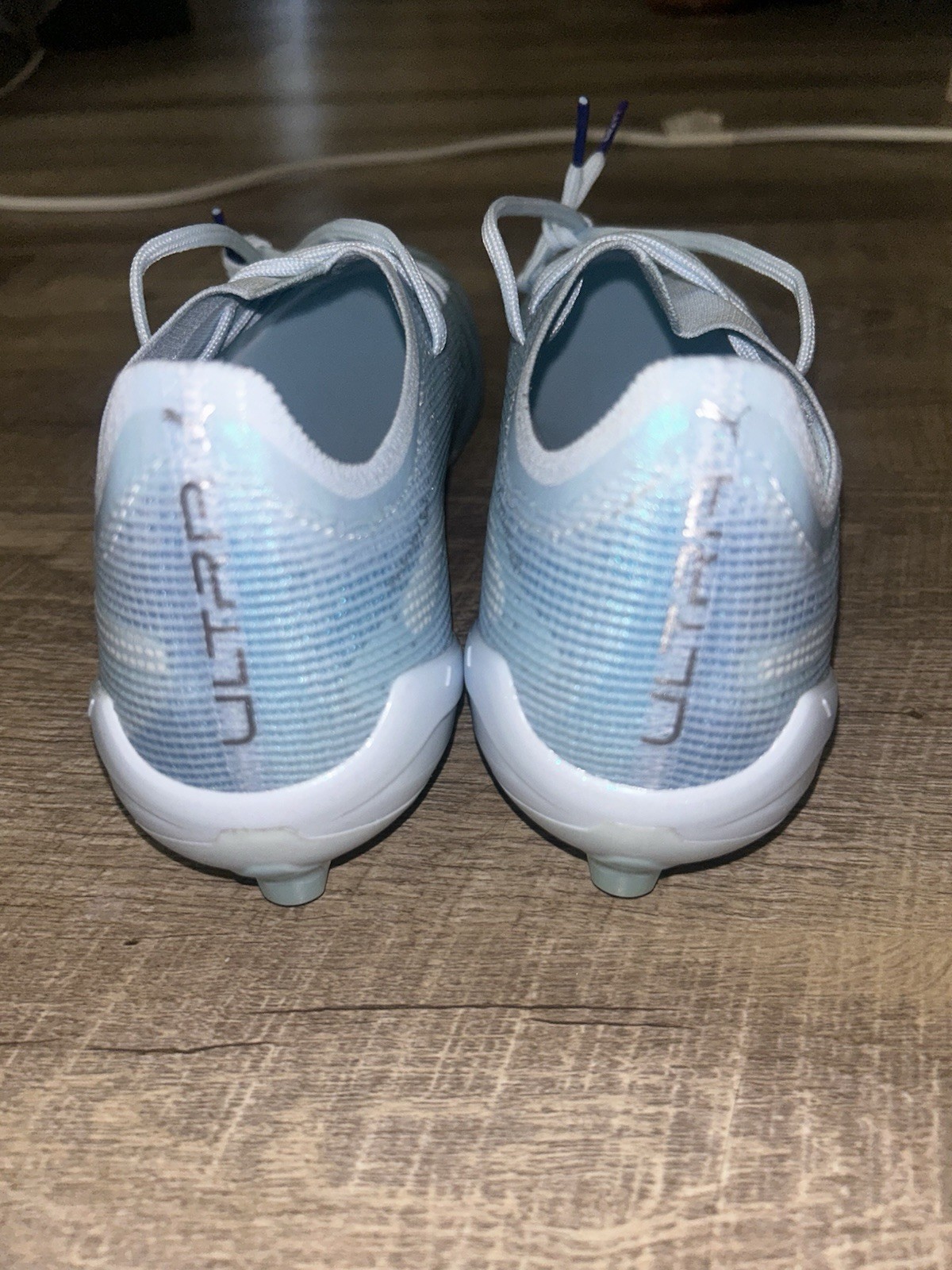 Puma Ultra 5 Ultimate FG ‘Light Up Pack’ Icy Blue Aqua 108639-01 Womens Size 9.5