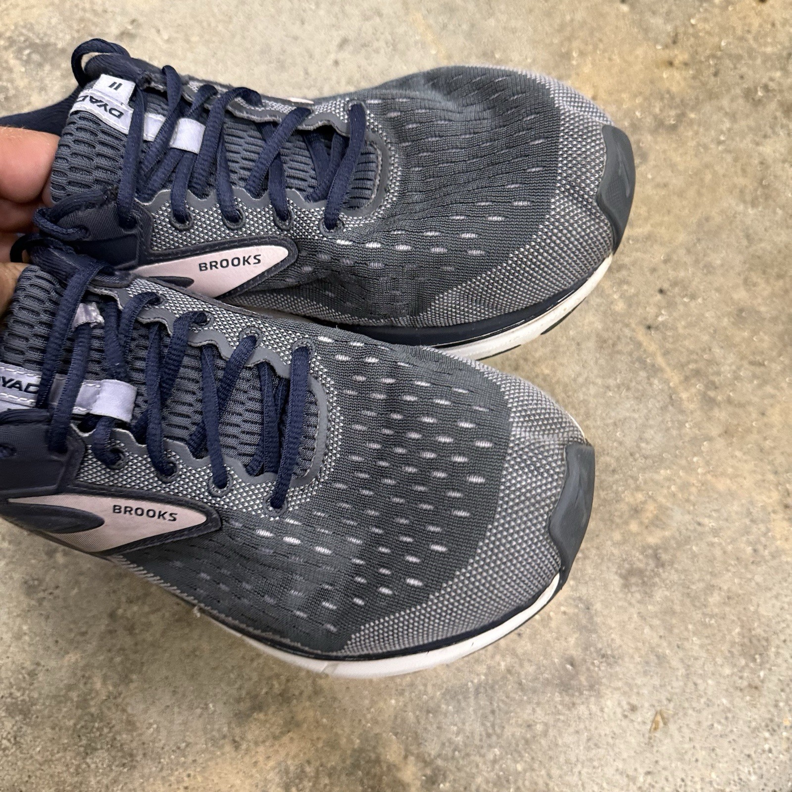 Brooks Dyad 11 Lavender/Ombre/Primrose Shoes Womens 10.5 Extra Wide *NO INSOLES*