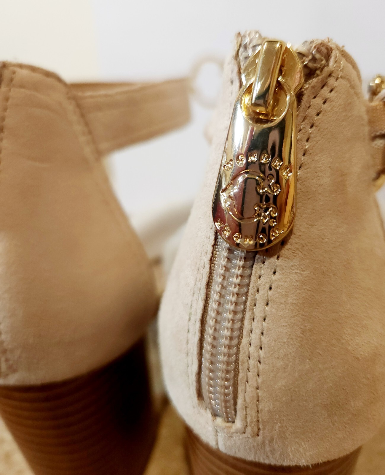 C. Wonder | Maya Women’s Beige Suede 3.5″ Heels Sandals Size 7.5 M | NEW! 💖✨️