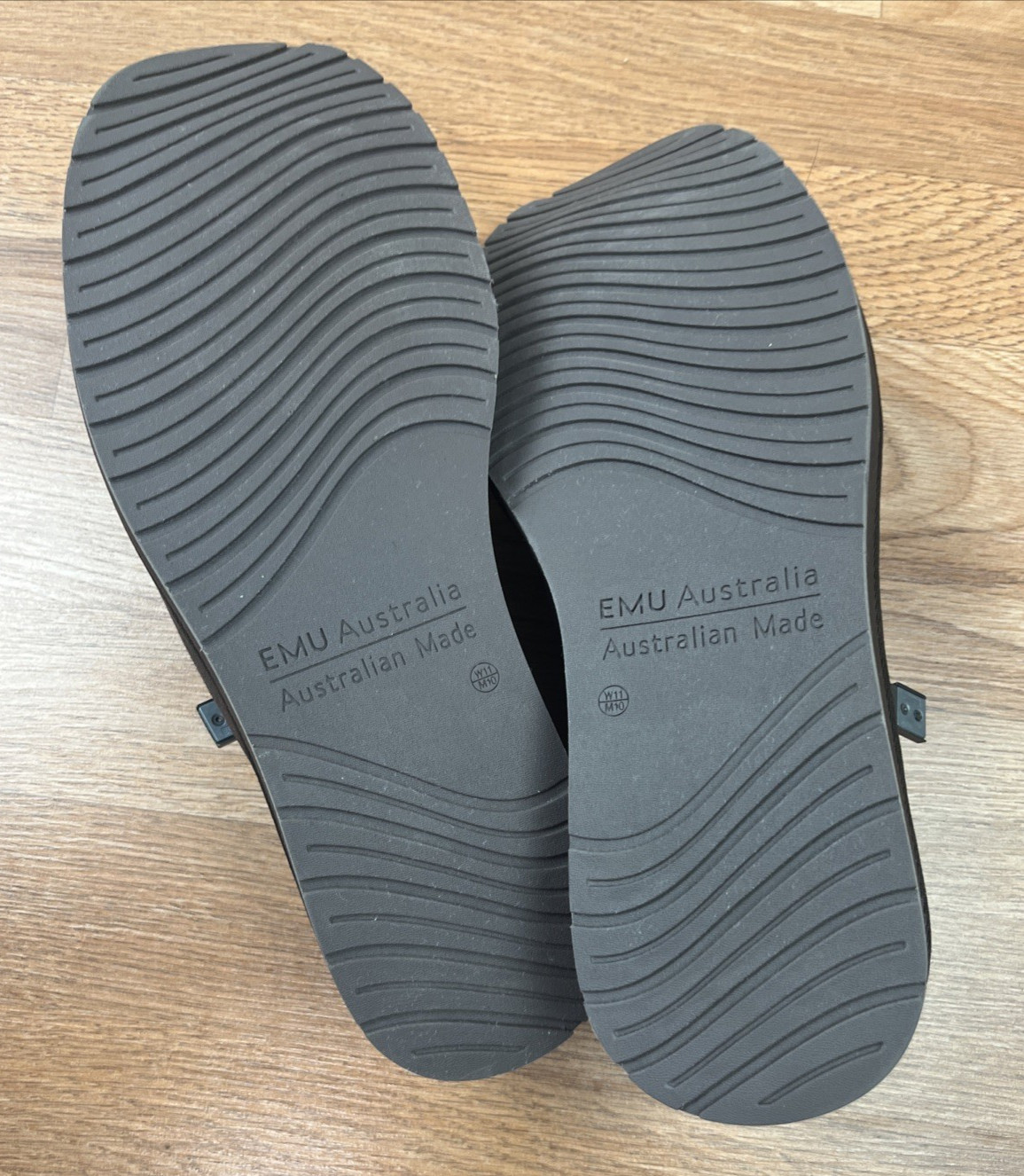 EMU Australia Platinum Esperence Sheepskin Slide Slippers Chocolate M10/W11 NEW