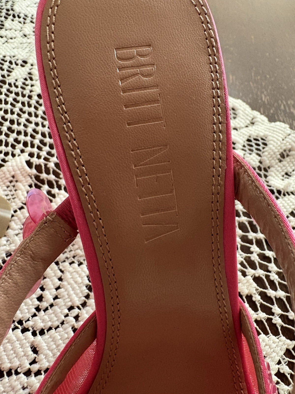NWB BRITT NETTA Margot Embellished Mule fuchsia | 36.5 6.5 It is for thin feet