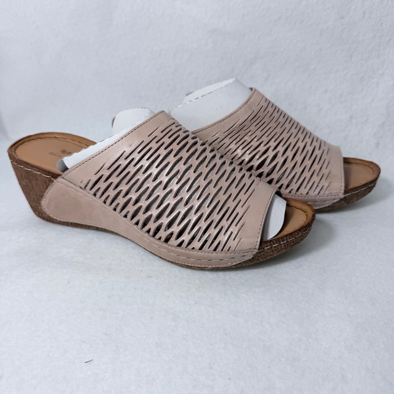 Spring Step Cunacena Light Pink Leather Laser Cut Wedge Sandals Womens Sz 9