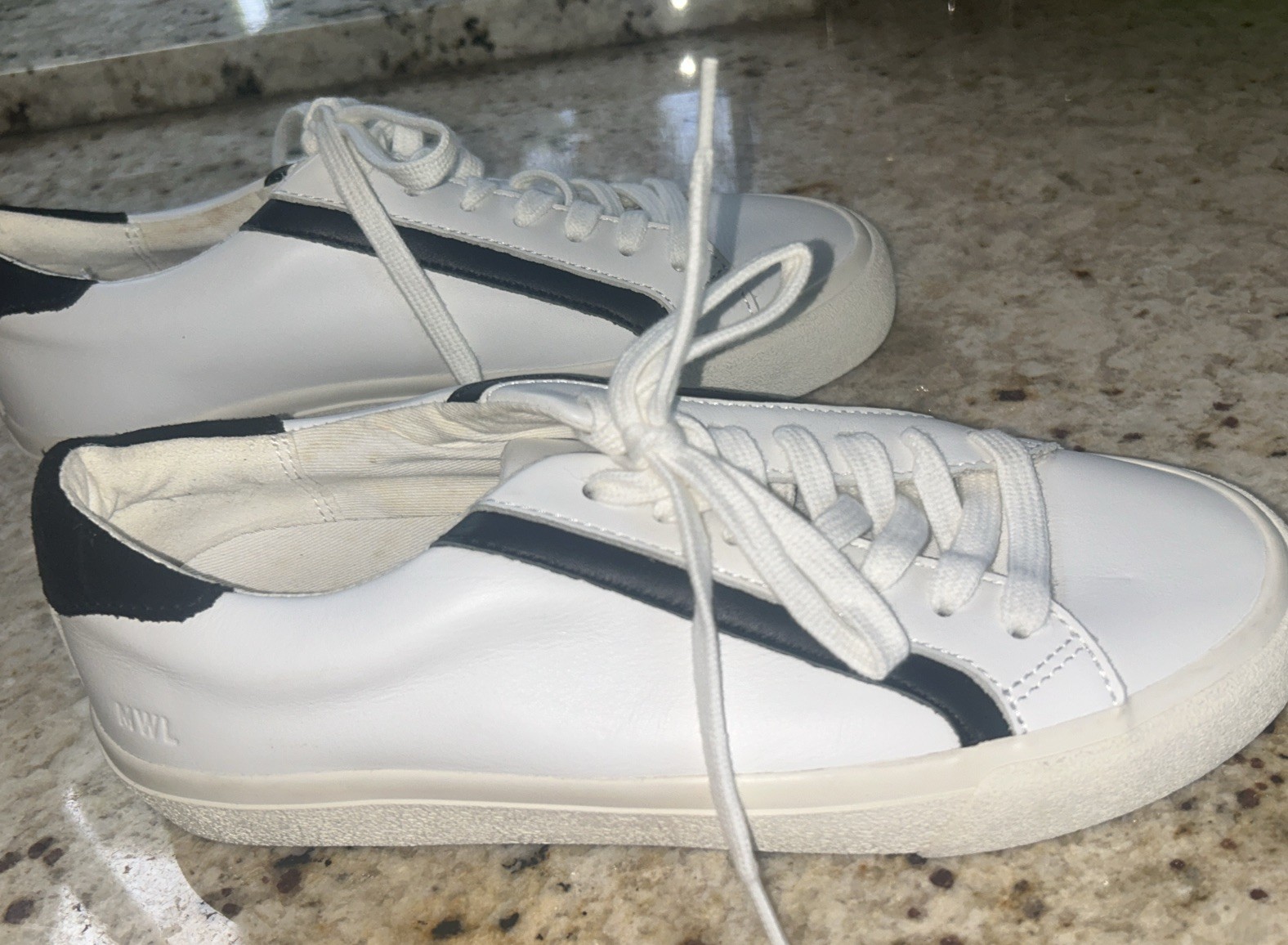 Madewell Delia Sidewalk Low-Top Sneaker white leather W’S 7.5M, M’S 6M