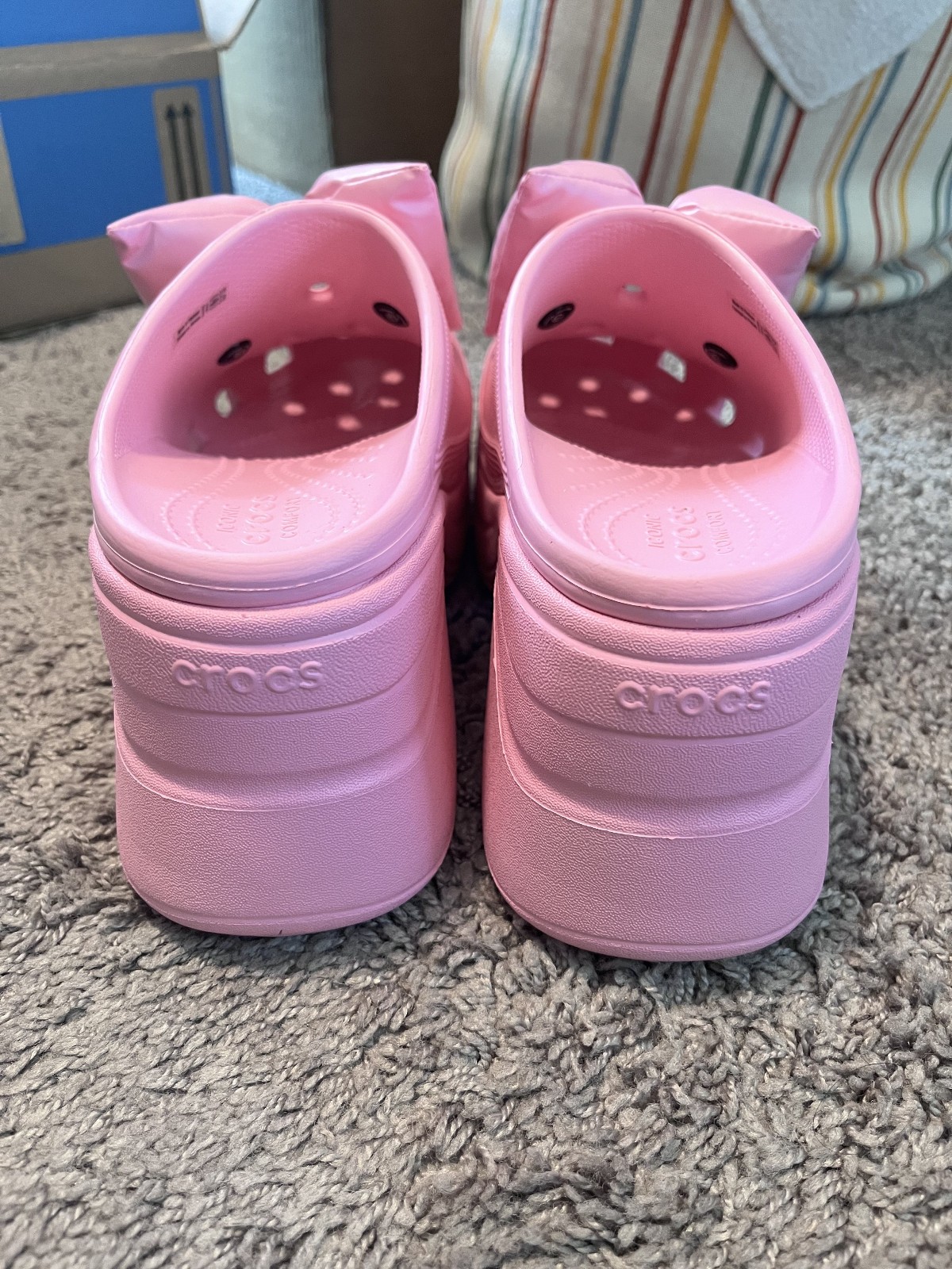 Crocs Pink Siren Bow Clog with Original Bow, Worn 3 times