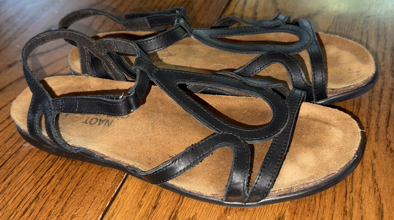 Naot Dorith Sandals Womens Size 8 EU 39 Black Leather Strappy Adjustable Comfort