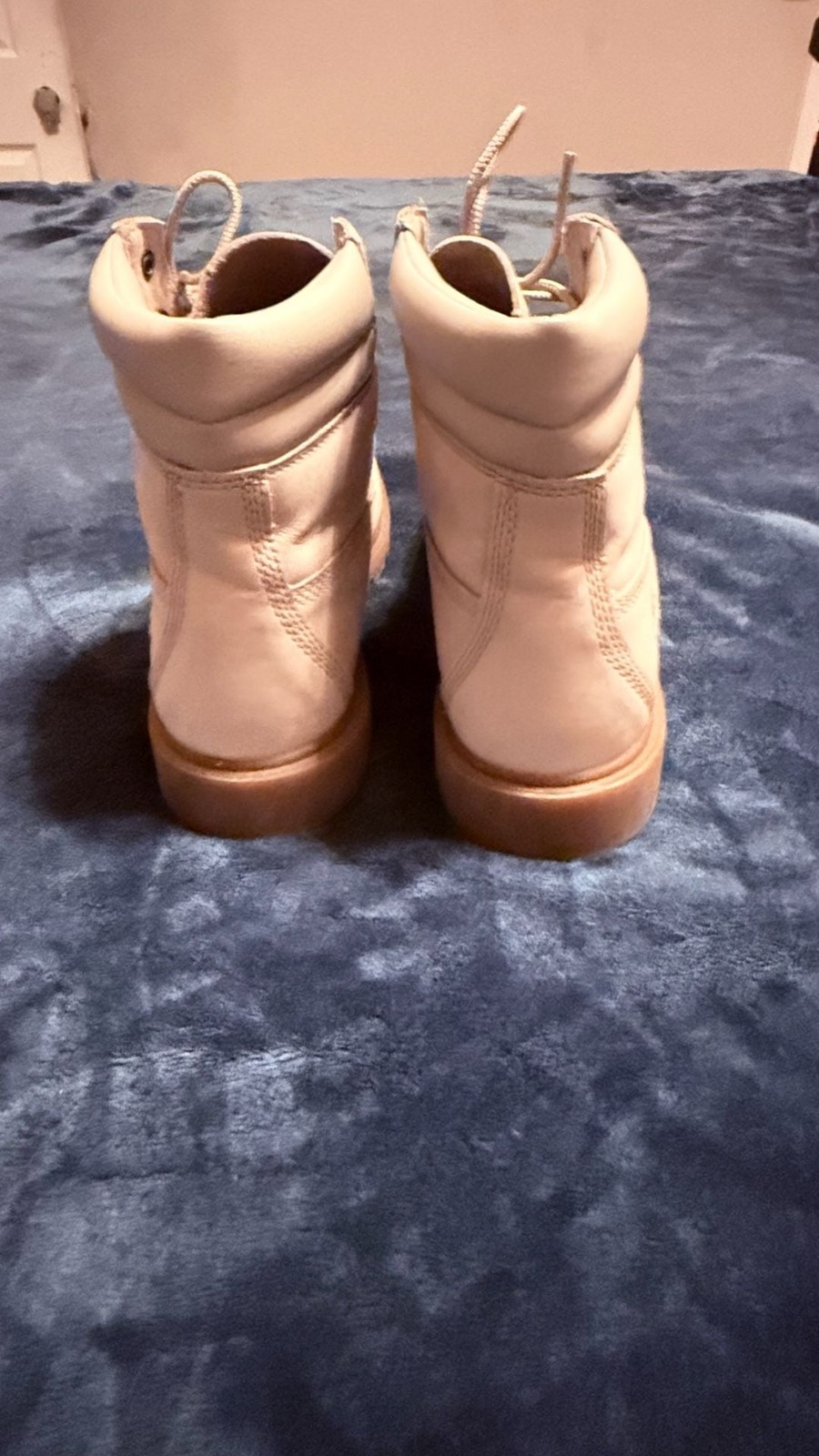 Timberland Women’s Linden Woods 6-Inch Waterproof Boots in Light Taupe Nubuck