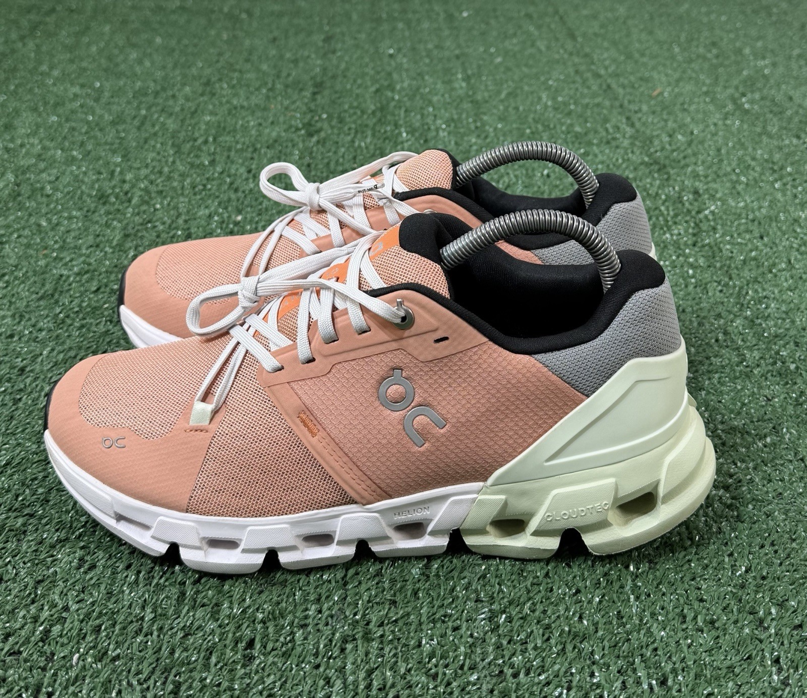 On Cloud Cloudflyer 4 Peach 71-98669 Running Shoes Women’s US Size 8.5