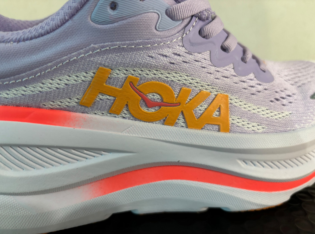 Hoka Bondi 9 Women’s Shoe Size 7B Aster Flower Starlight Glow No Box