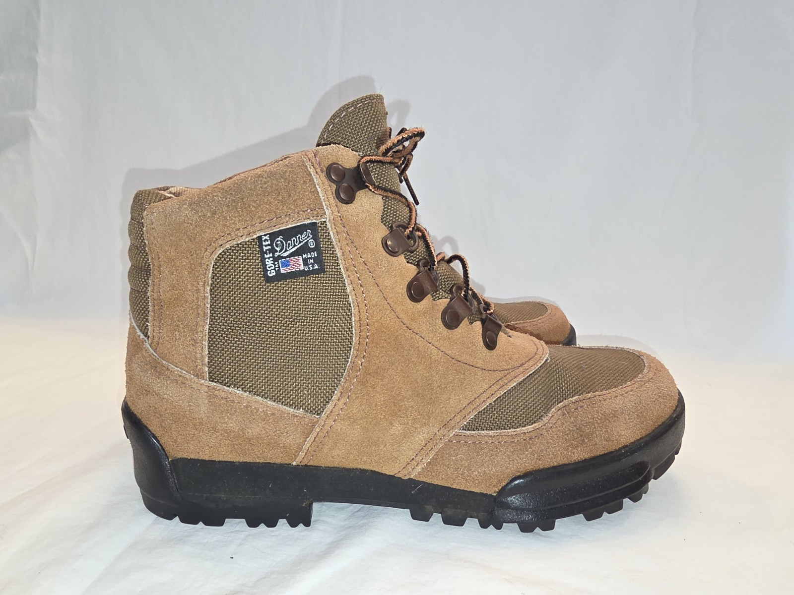 Danner Cross Hiker Brown Waterproof Gore-Tex Insulated Hiking Boots Womens 9 M