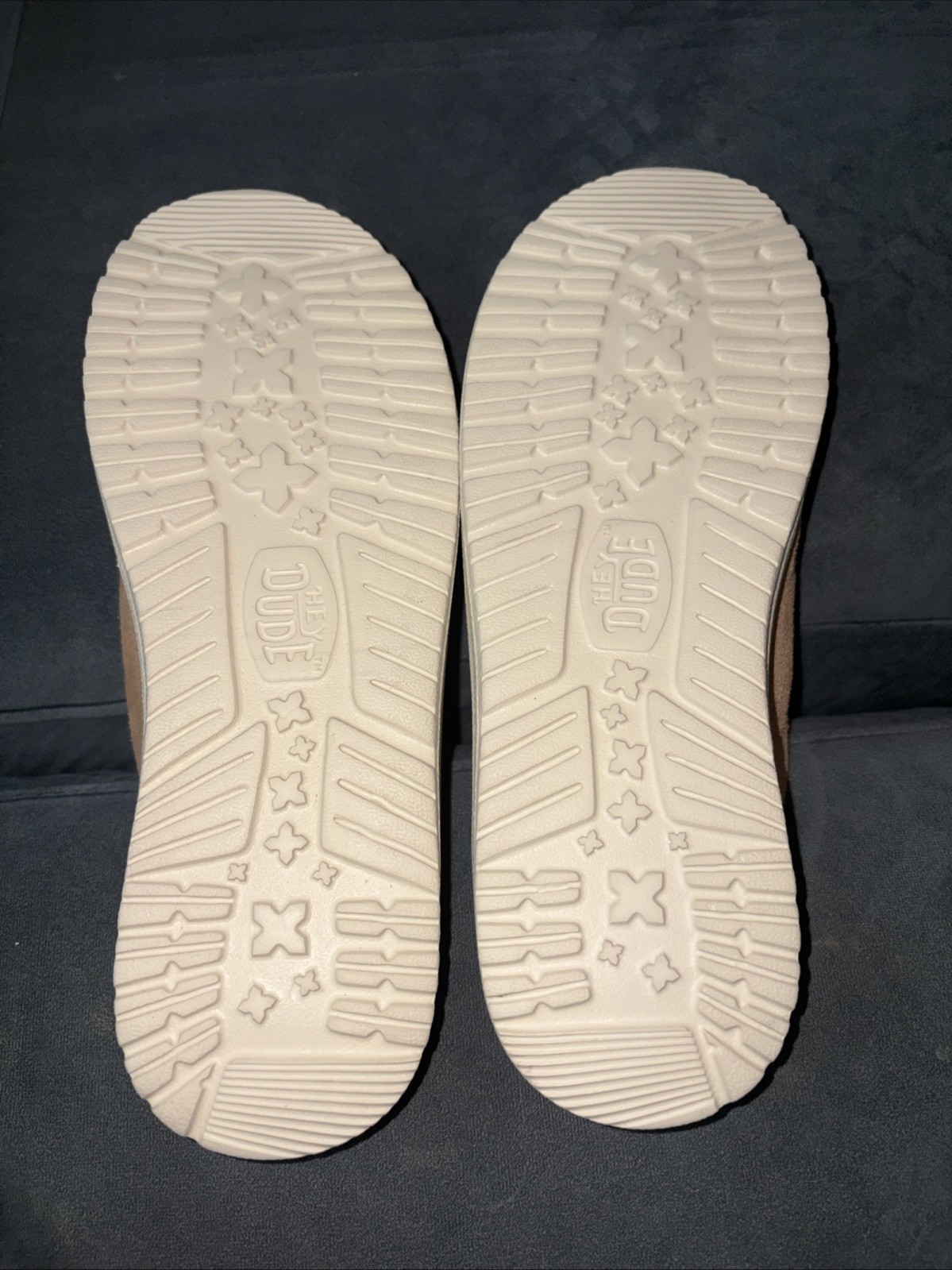 Hey Dude Clogs Size W10