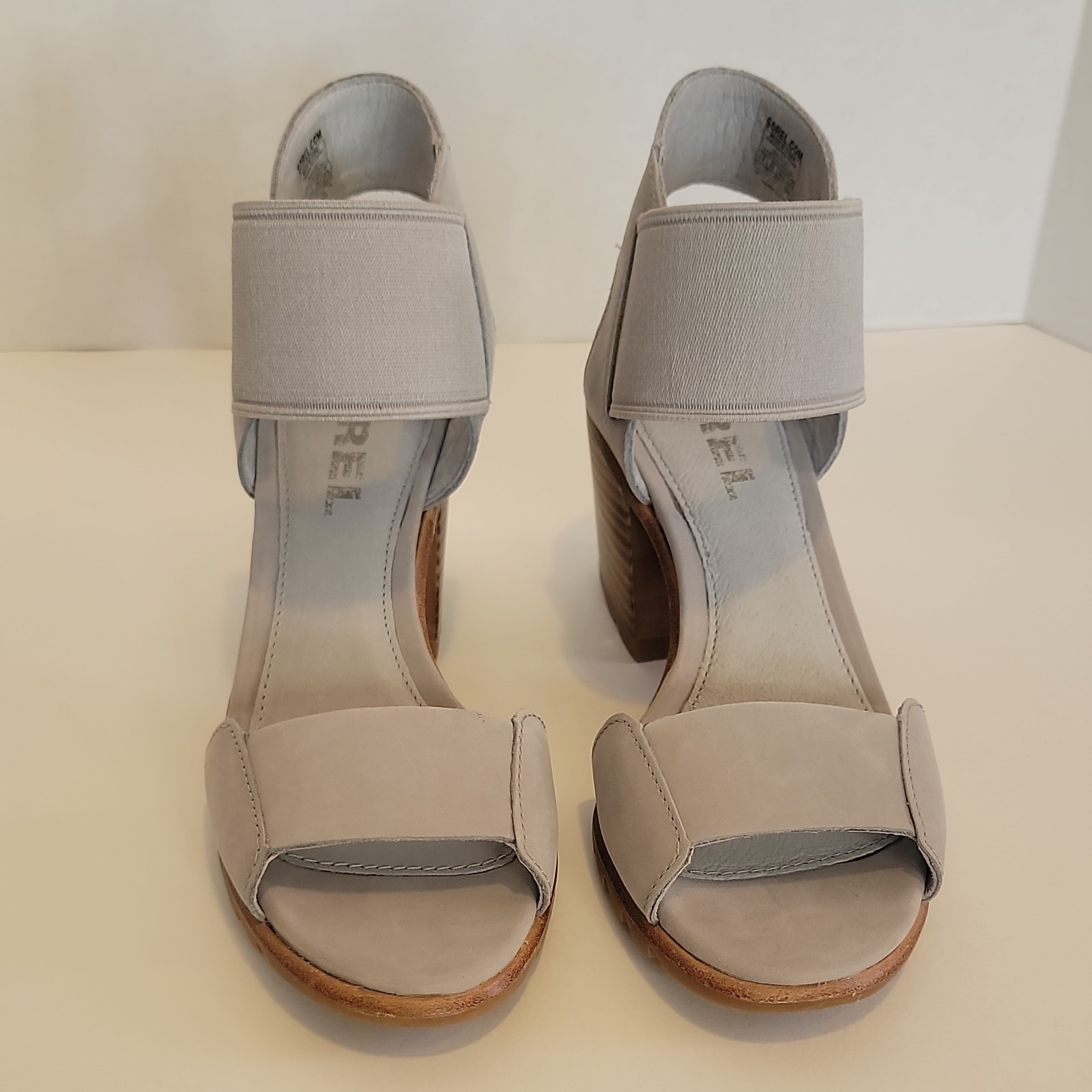 Sorel Womens 7.5 Nadia Sandals Shoes Dove Grey Leather Chunky Heels Casual Chic