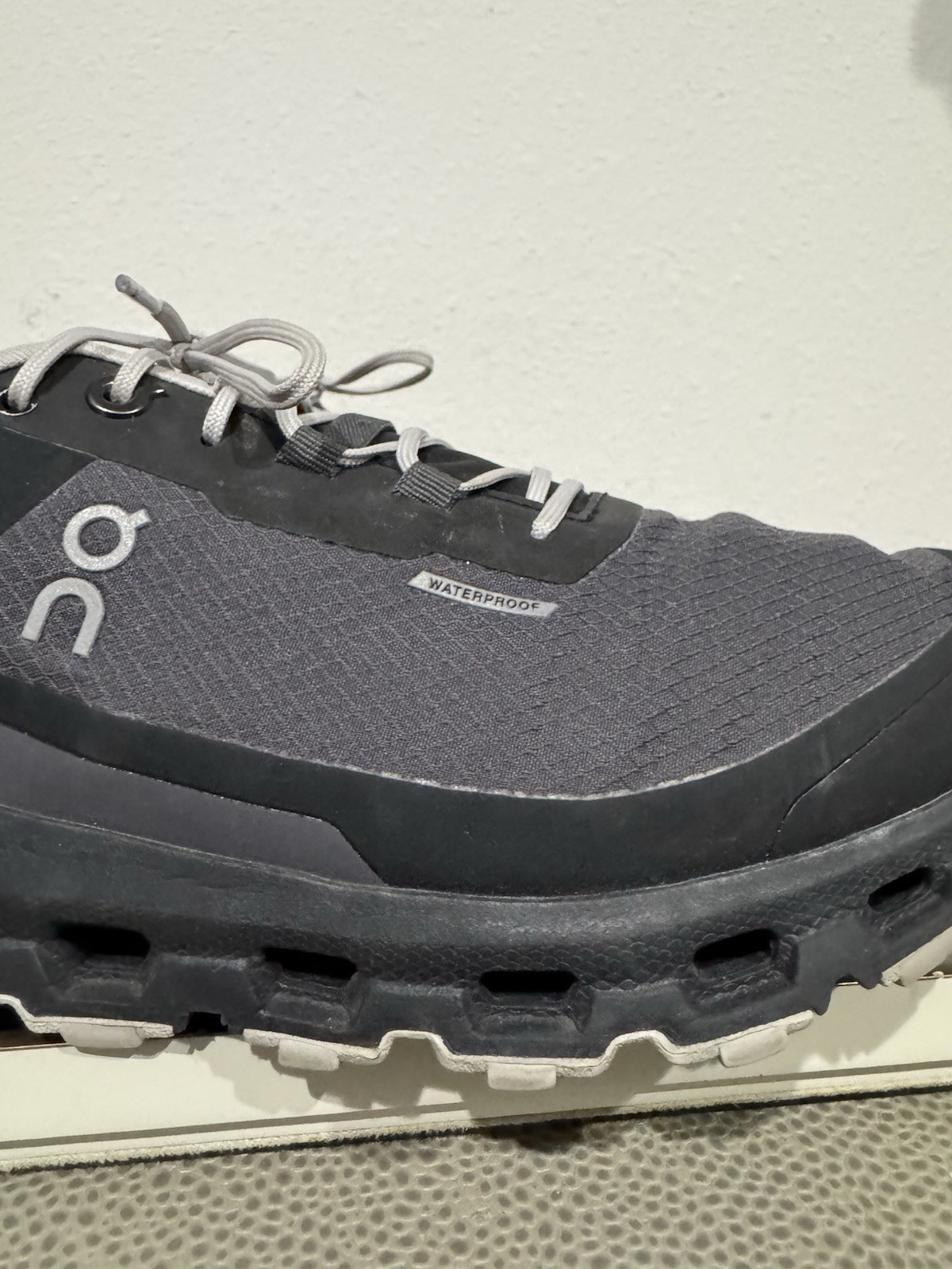 On Cloudvista Waterproof Eclipse Black Athletic Shoes Women’s Size 7.5