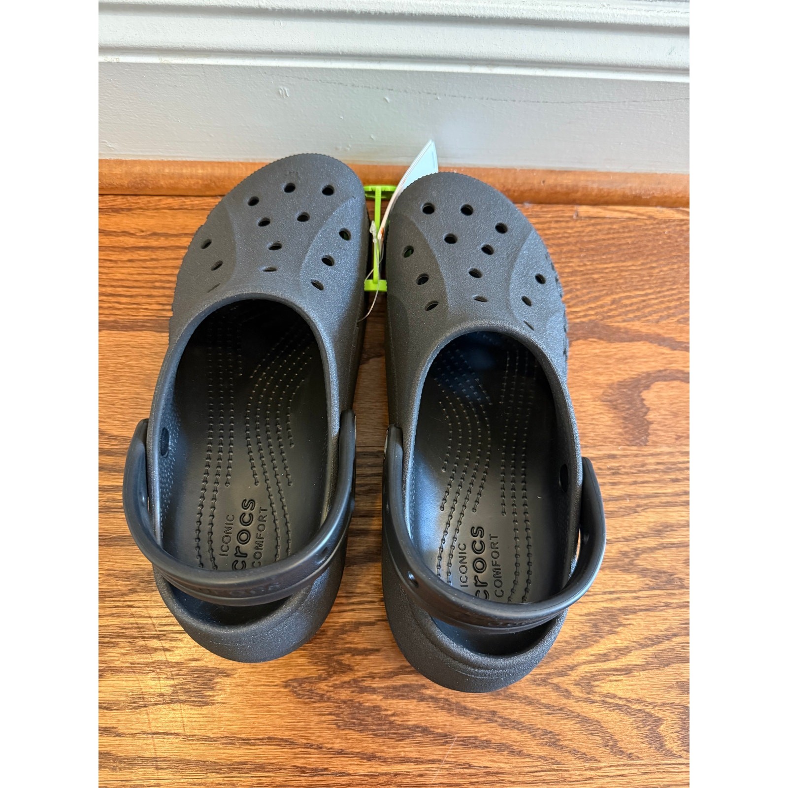NWT Crocs Baya Platform Glitter Clog – w8