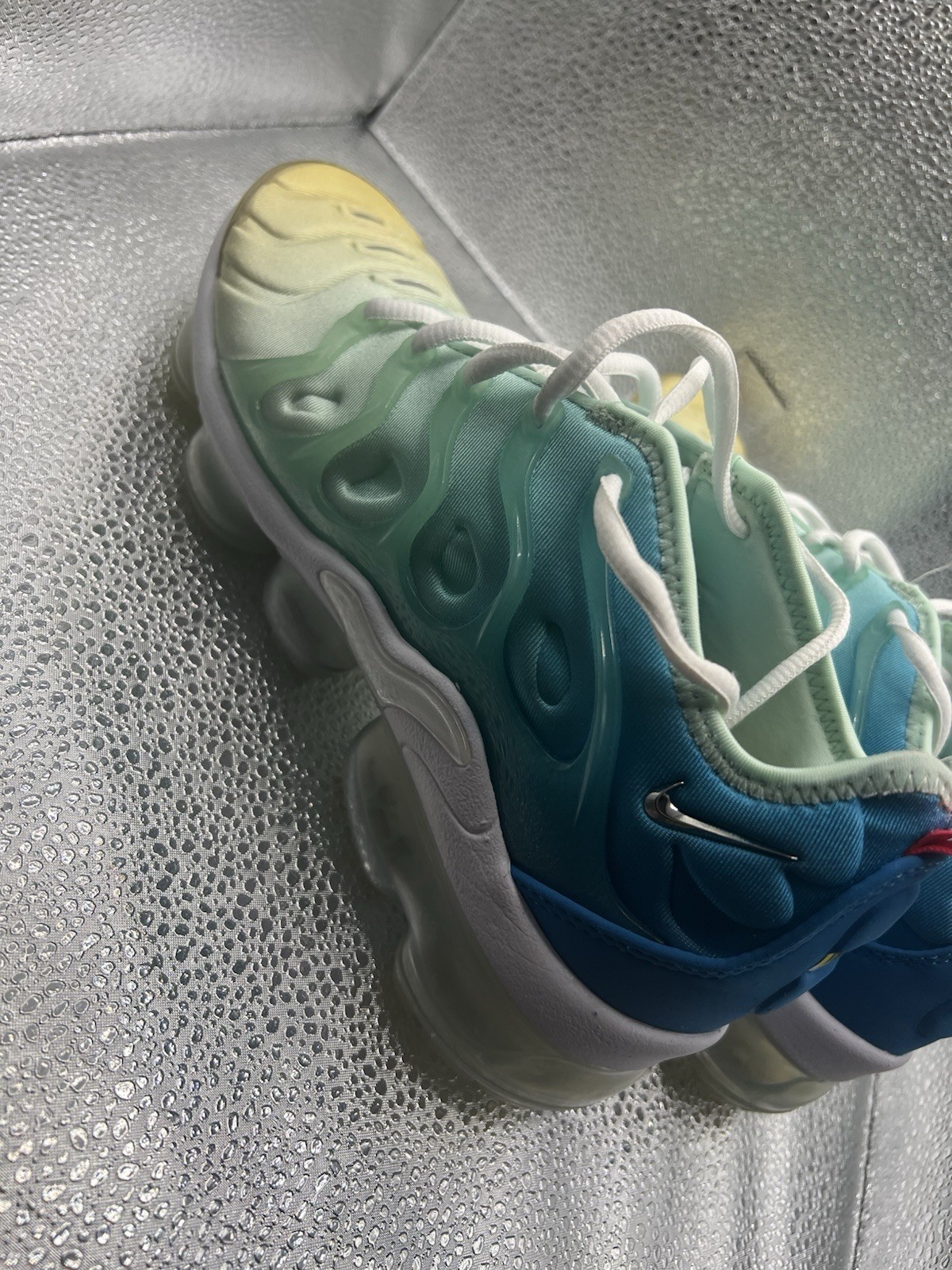 Nike Air VaporMax Plus Mint Foam Laser Blue WOMEN’S 8
