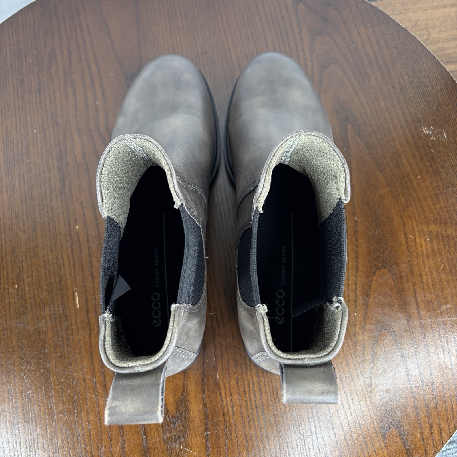 Ecco Touch 15 Boots Women’s 39 / 8 Gray Leather Comfort Chelsea Ankle Booties