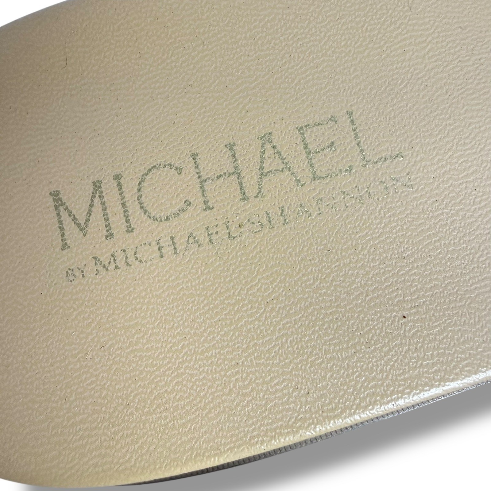 EUC Michael by Michael Shannon White & Gold Chain Detail Slide Sandals Size 9M