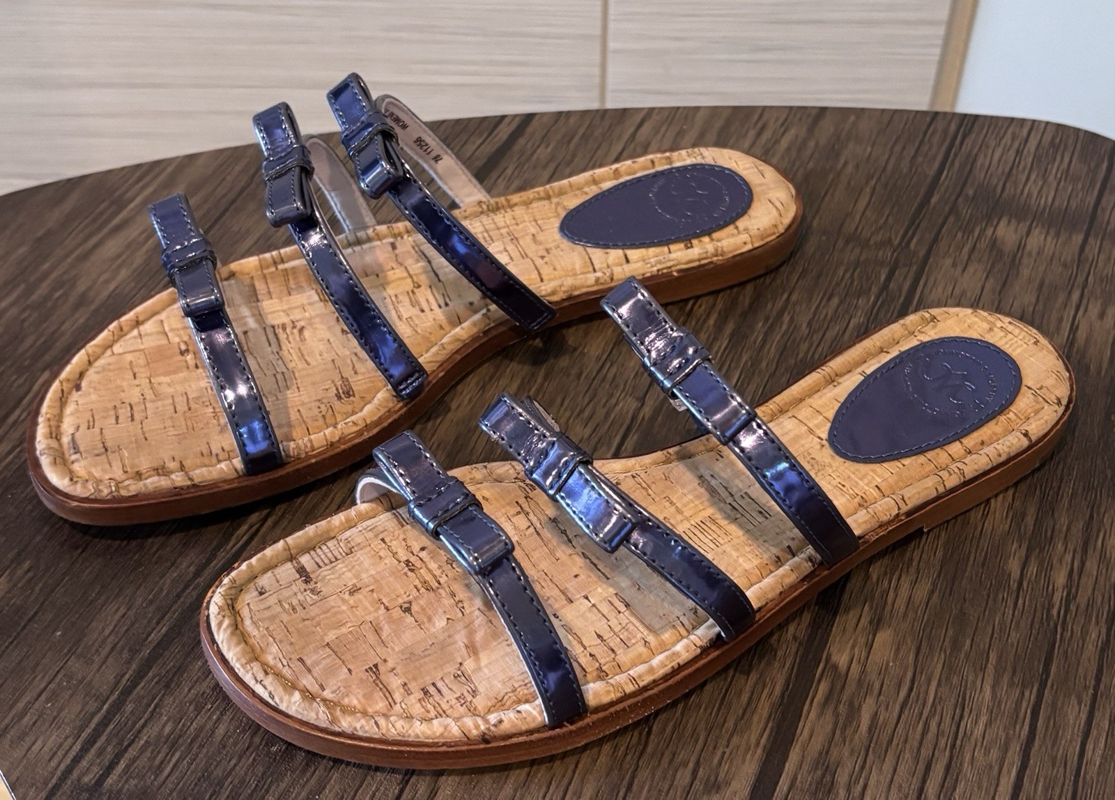 $158 NWOB Johnston & Murphy Multi Bow Cork Slide Leather Upper & Sole 8.5