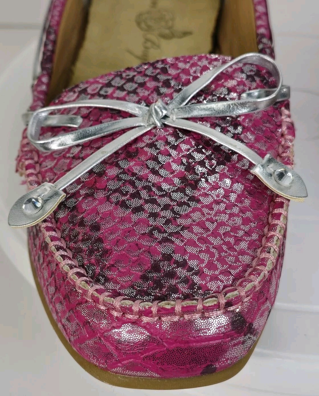 JOAN BOYCE WOMENS 10M PINK SNAKESKIN PRINT RHINESTONE ACCENTED BOW LOAFER SHOES