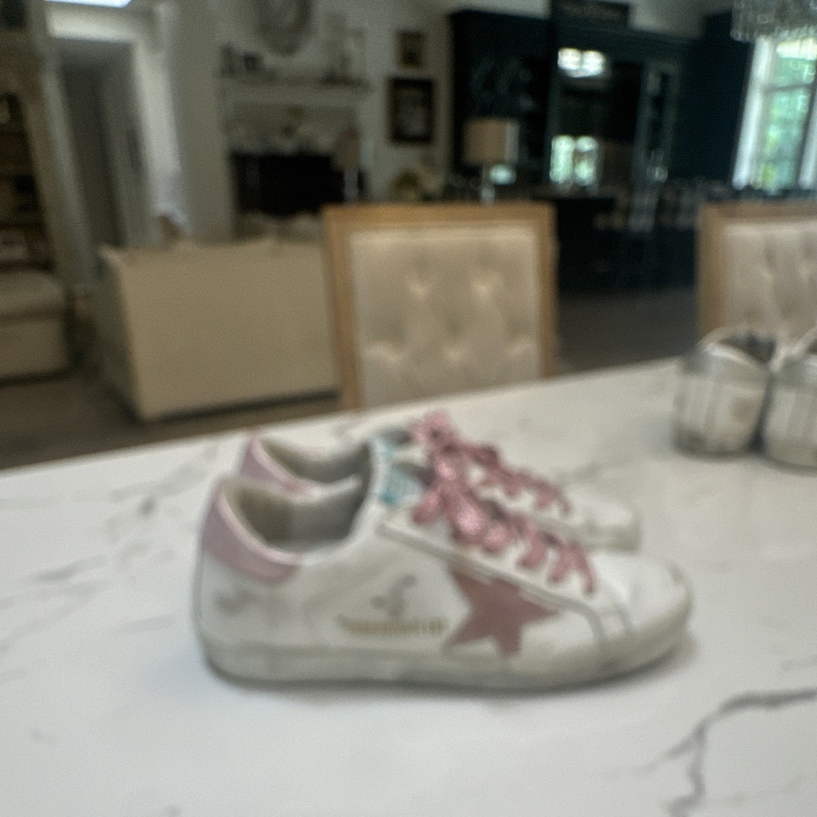 Golden Goose Super-Star Women’s White/Pink Low Top (Size EU37)
