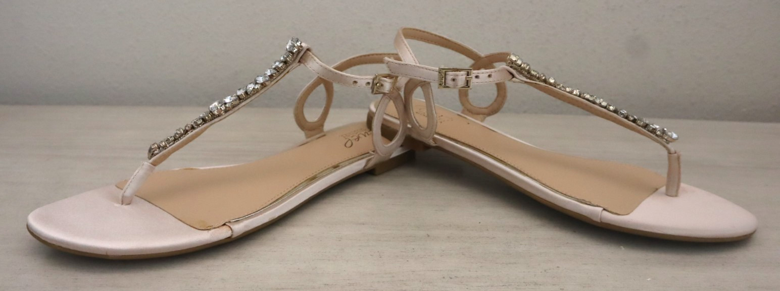 Jewel Badgley Mischka JW3414 Women’s Sz 6.5 Beige Natalie Embellished Sandals