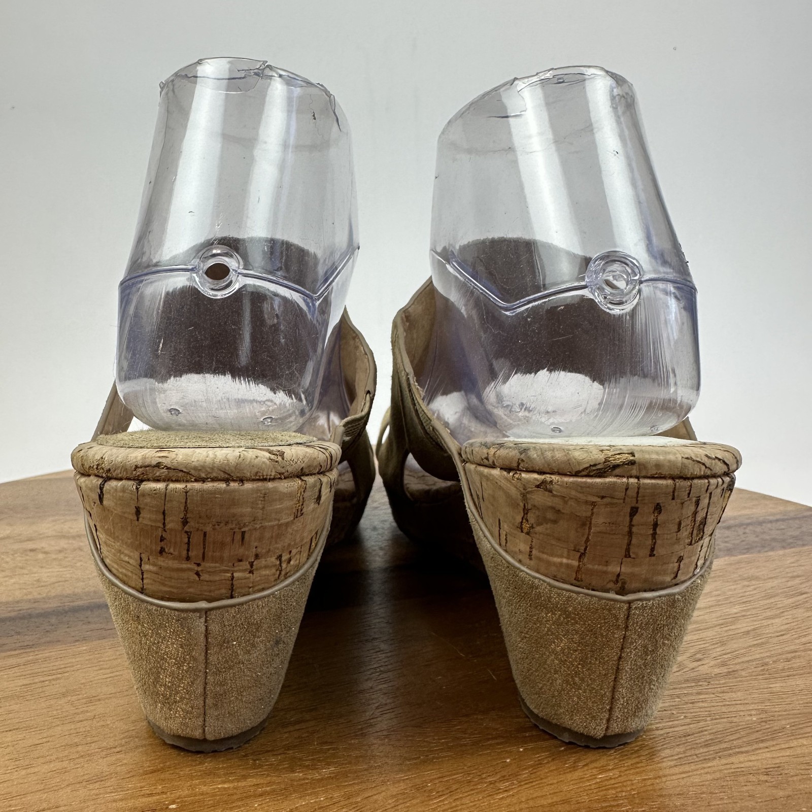 Womens Donald Pliner Gyer Beige Leather Cork Platform Wedge Sandals Size 8 M GUC
