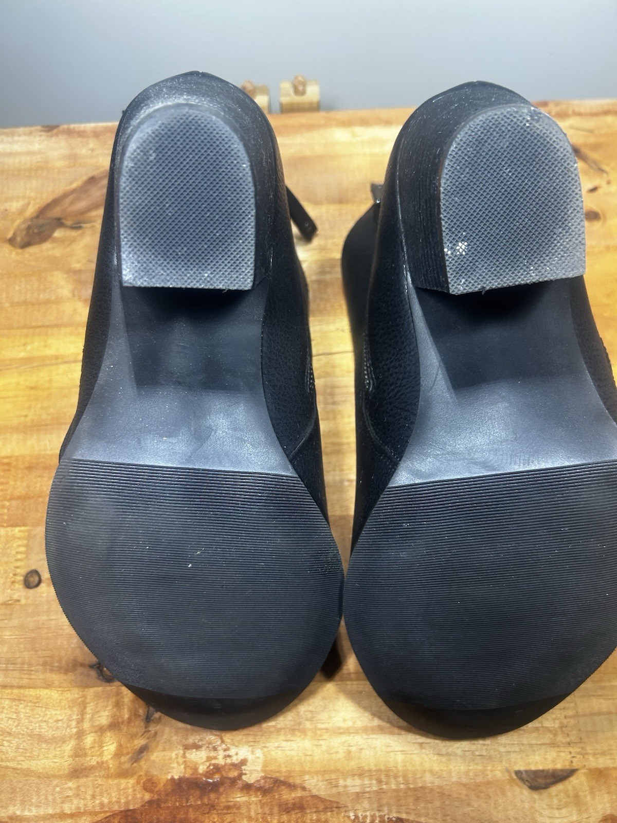 Torrid Black Ankle Bootie 9.5 WW Extra Wide Chunky Block Heel Side Zip